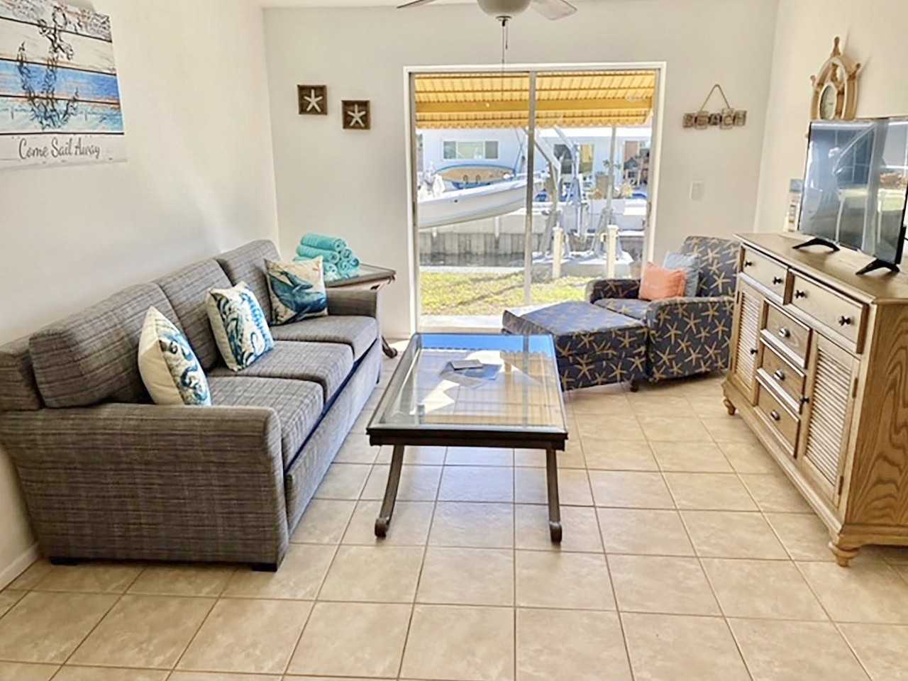 439 S Paula Dr #108 - Photo 4 of 17