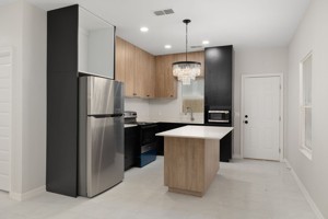 featured image of 4508 Larkspur Ave #3