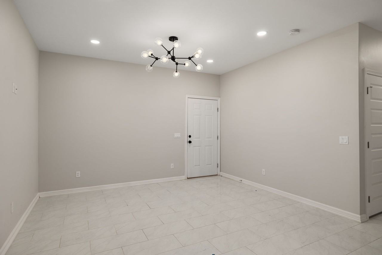 4508 Larkspur Ave #3 - Photo 3 of 12