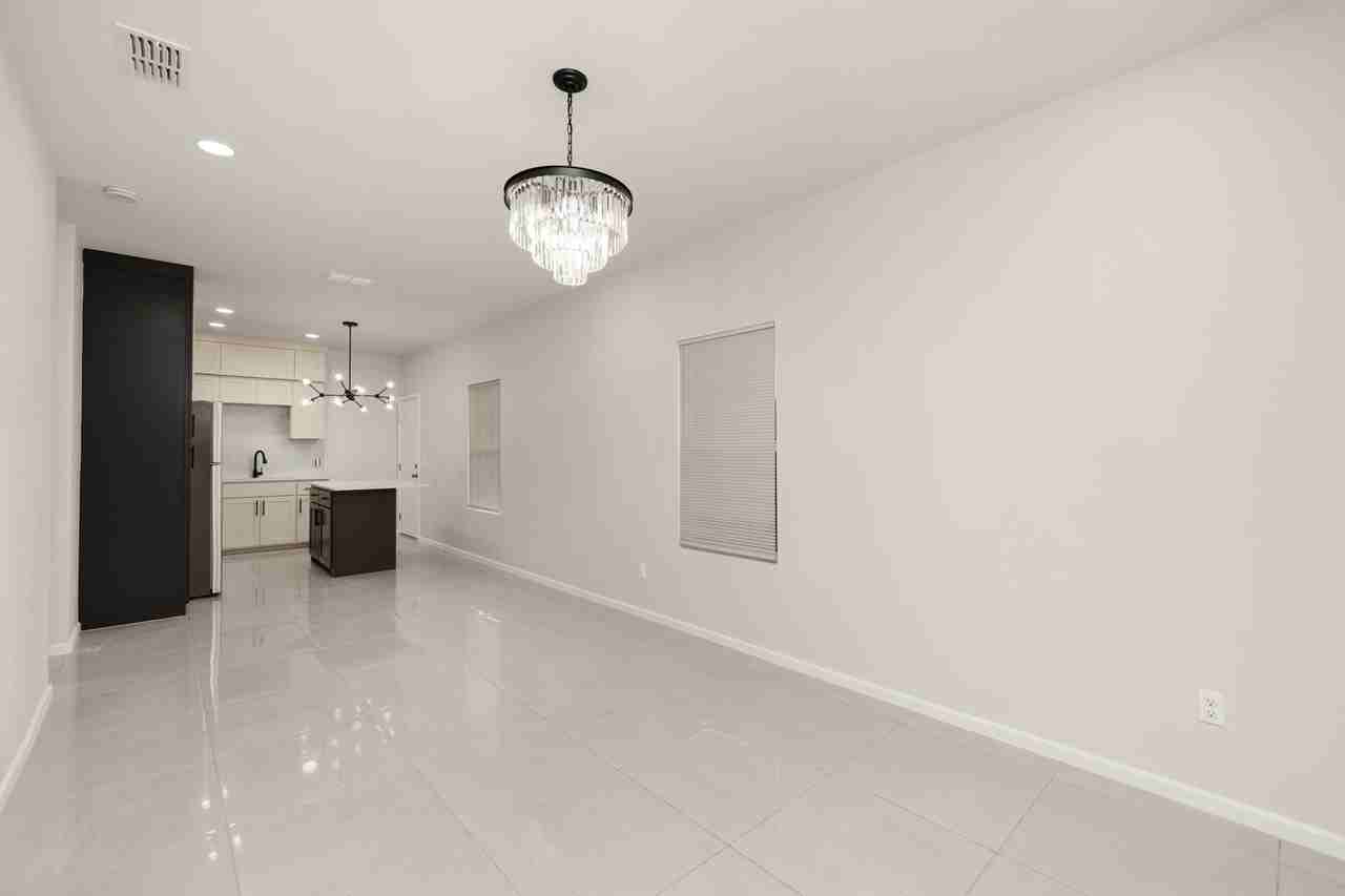 4509 Larkspur Ave #3 - Photo 5 of 15