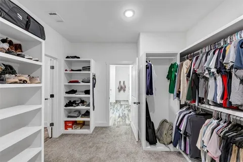 1021 Windsor Creek Dr #NA - Photo 2 of 10