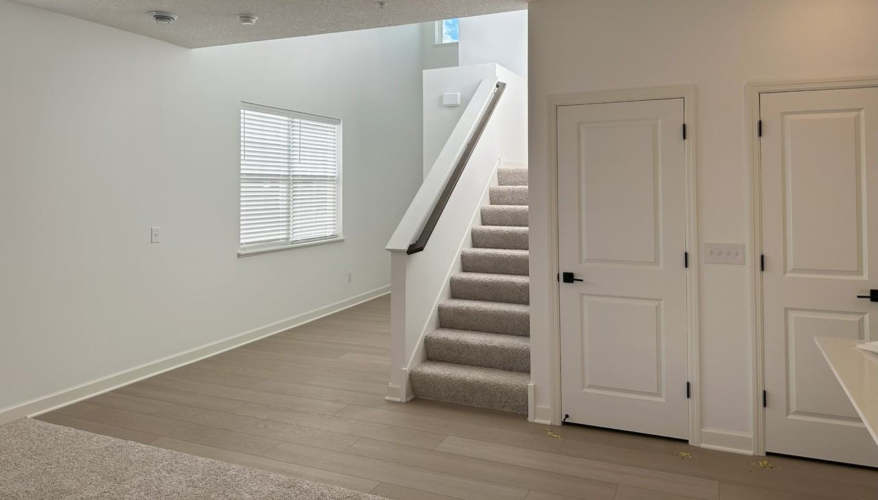 2154 Tyrone Dr #NA - Photo 3 of 24