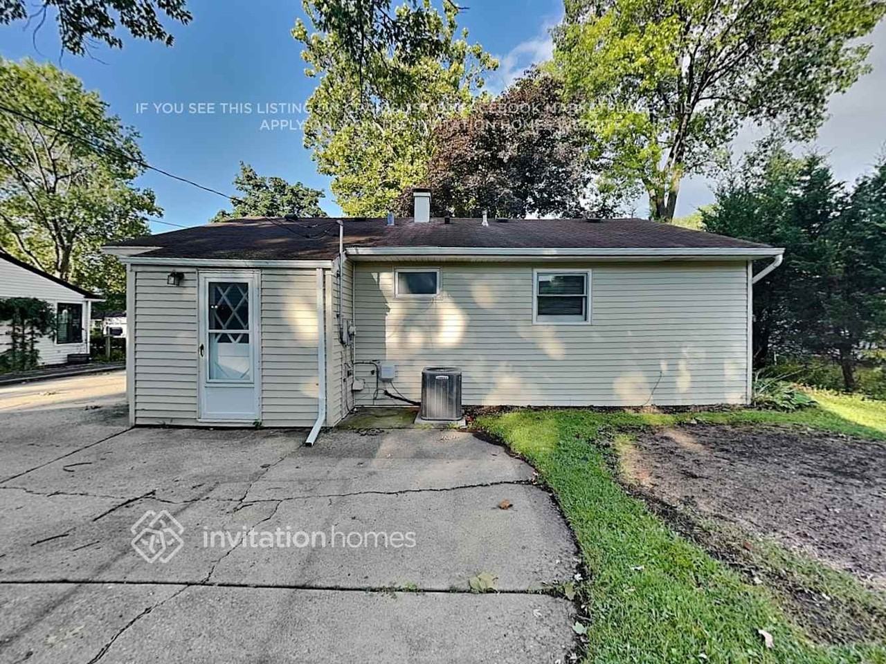 3704 Jay Ln - Photo 5 of 18