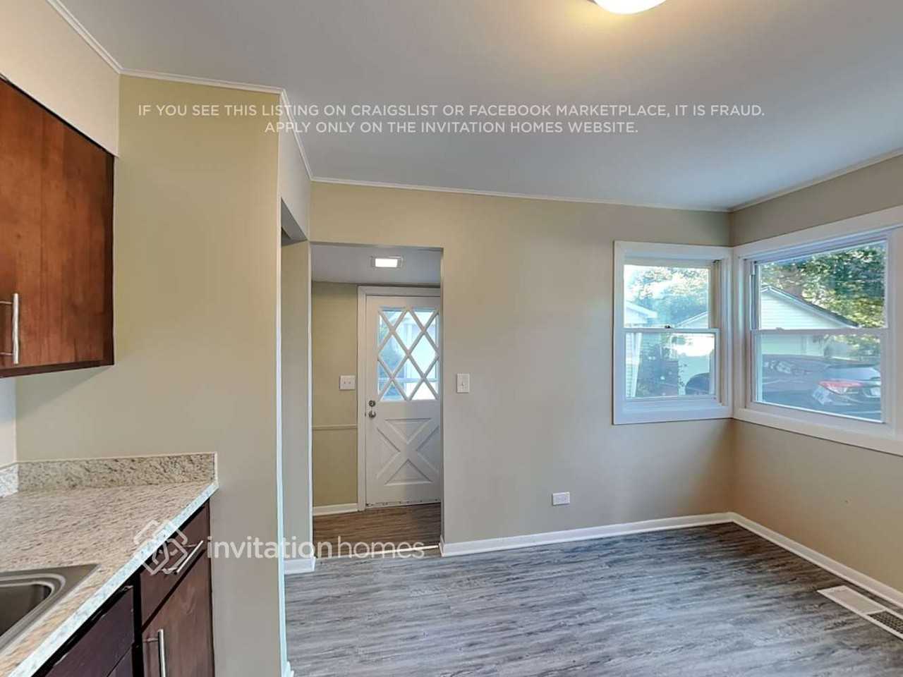 3704 Jay Ln - Photo 6 of 18