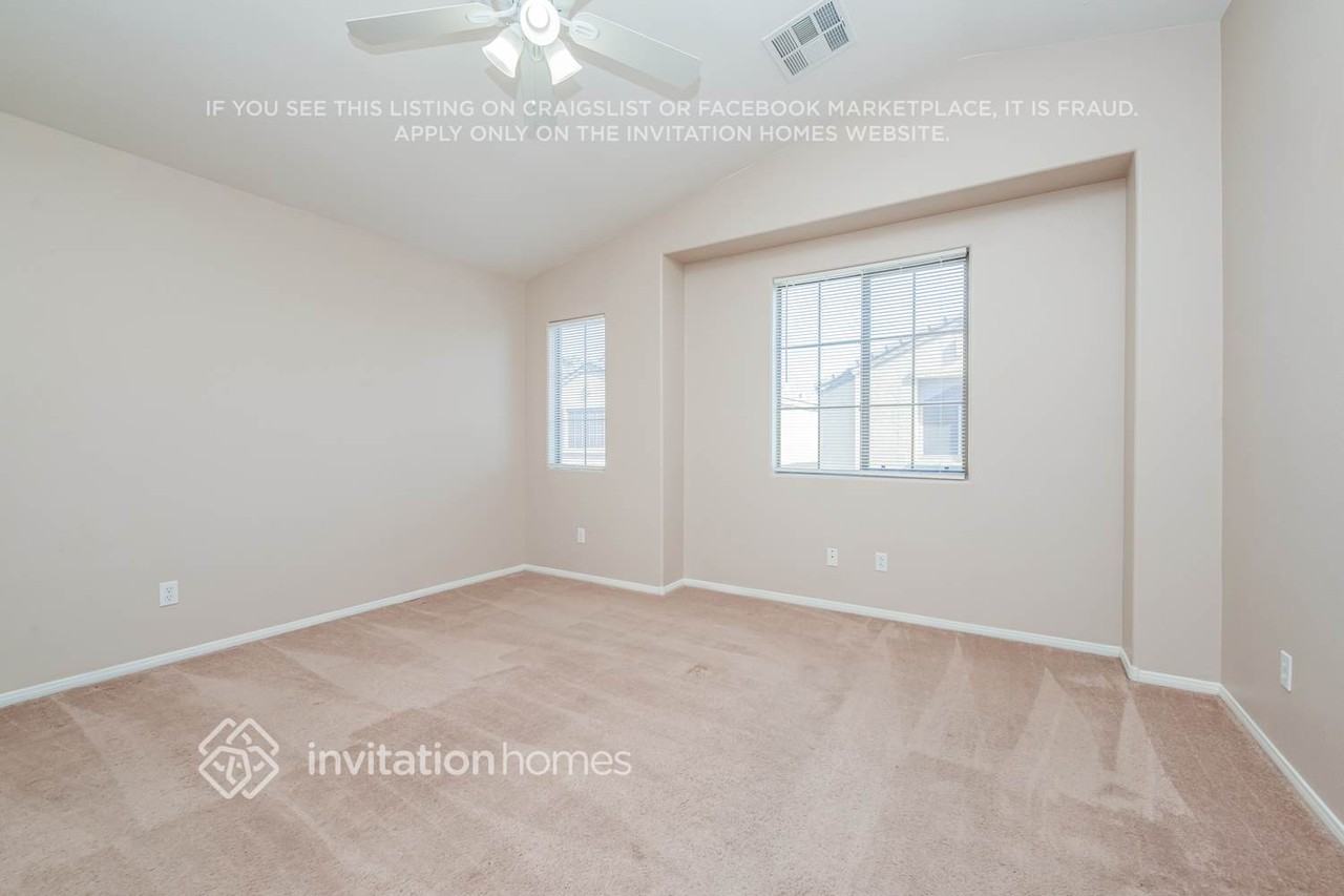 727 Piercey Ct - Photo 5 of 12