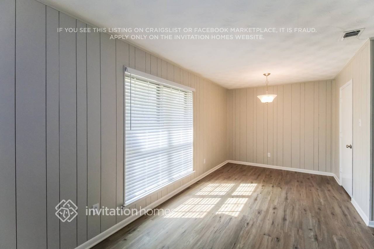 805 Poinsettia Dr - Photo 6 of 15