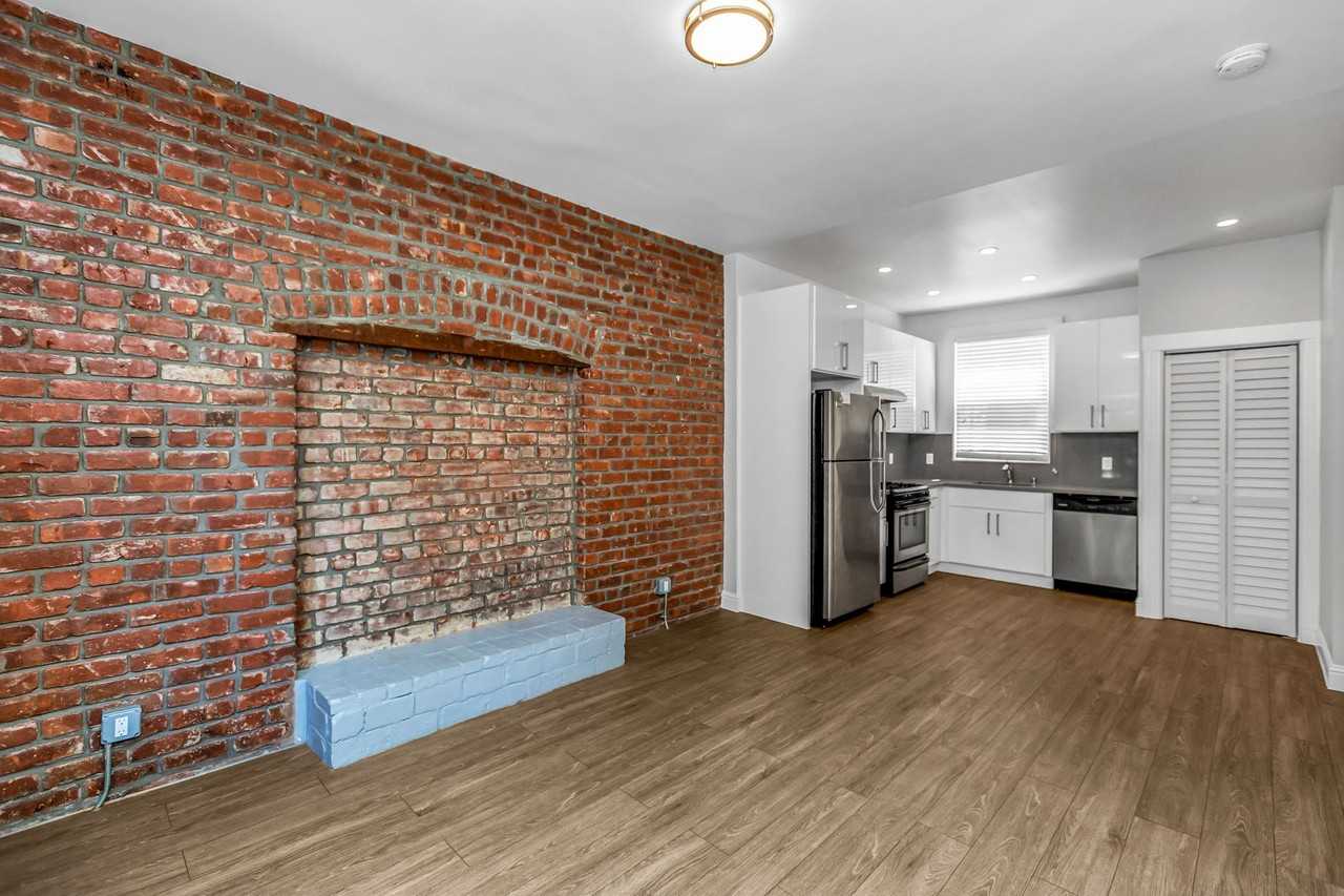 1240 Bush - Photo 5 of 27