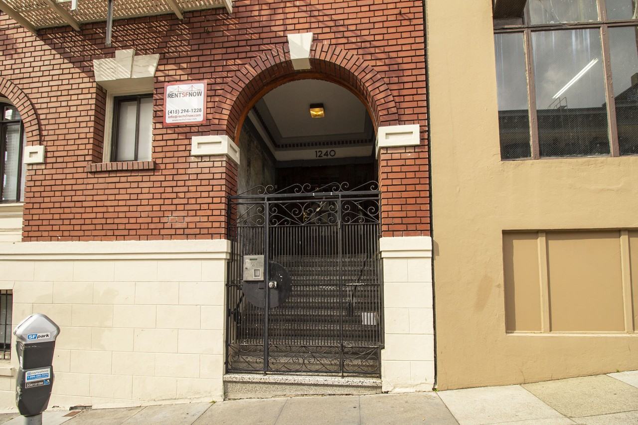 1240 Bush - Photo 2 of 27