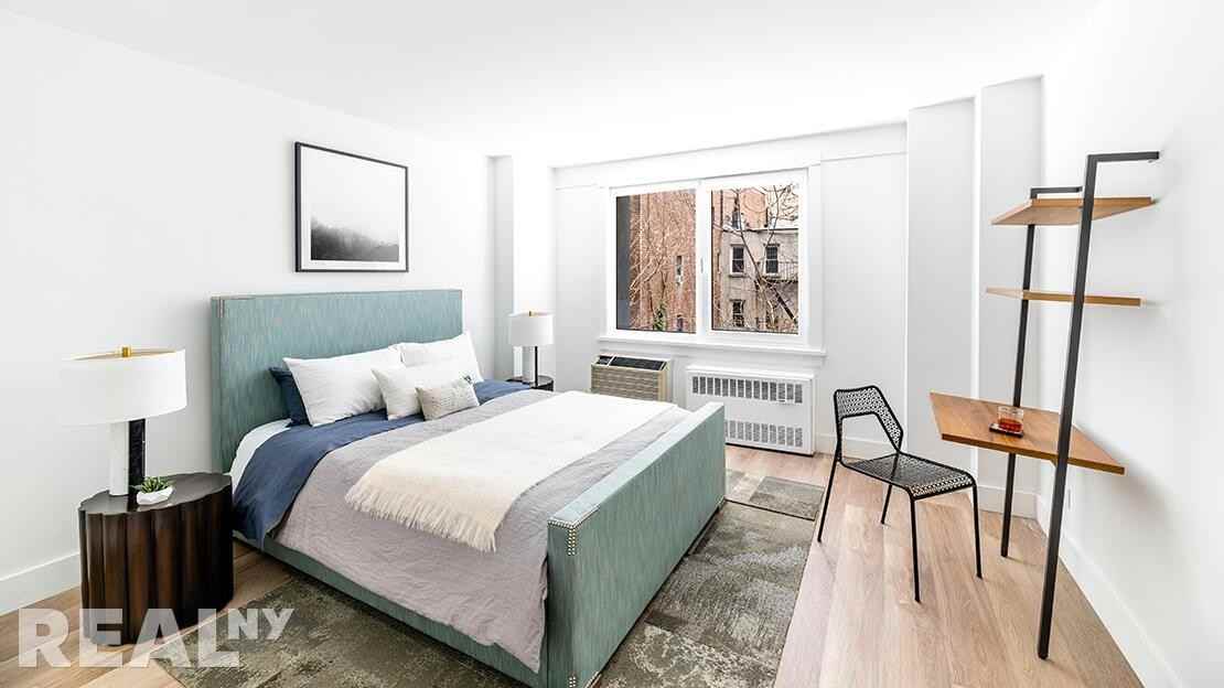 E 34th St #9M - Photo 3 of 5