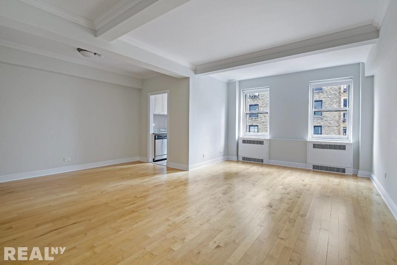 Park Ave #11D - Photo 4 of 5