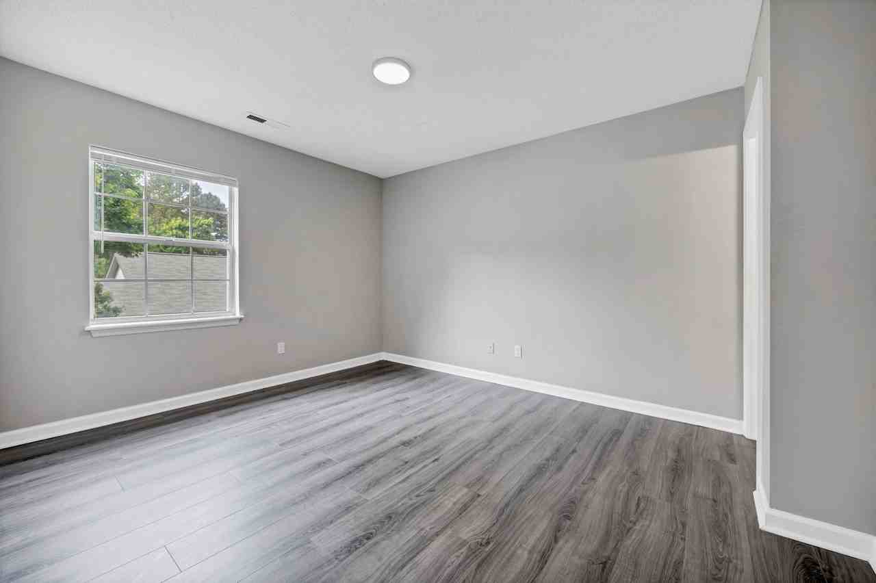 Rose Hill Garden Apartments - Photo 5 of 50