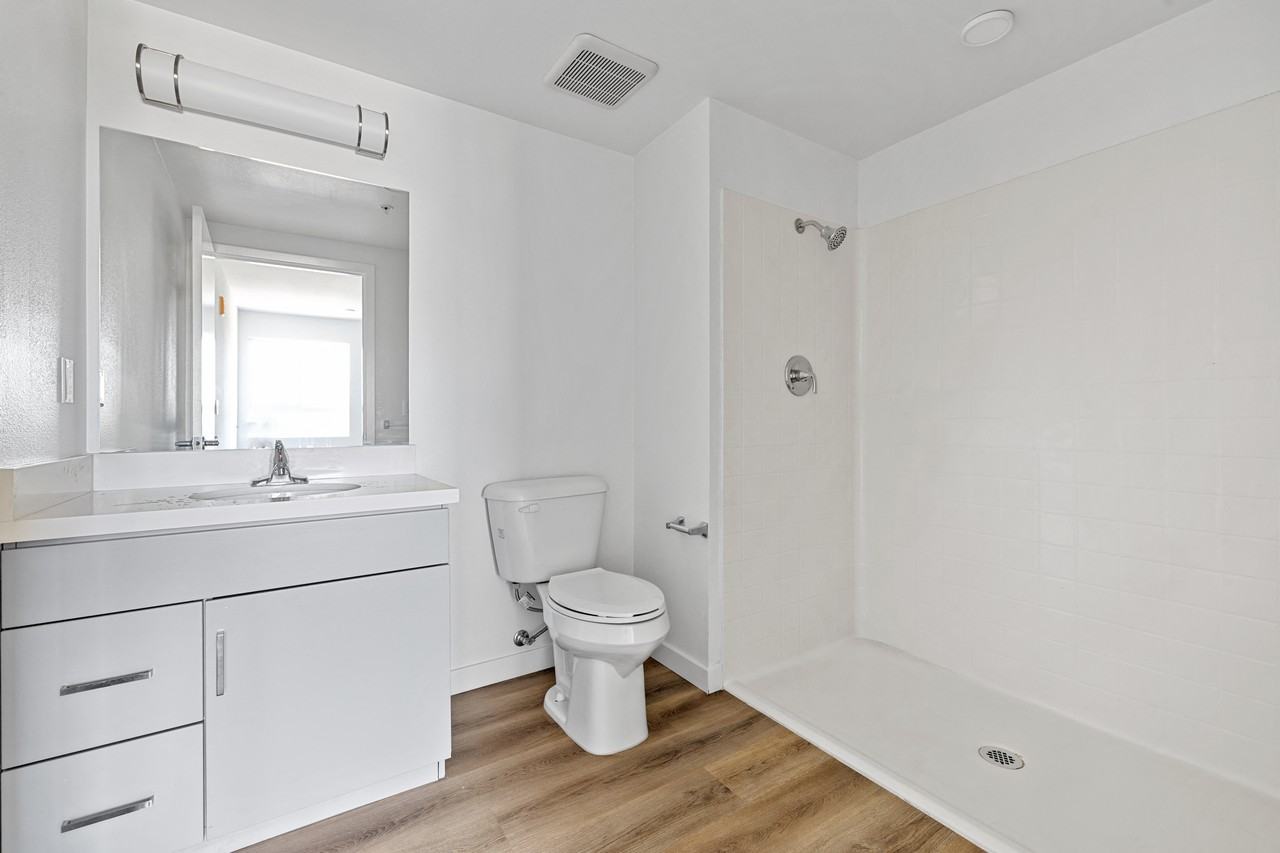 4101 Somerset Drive - Photo 7 of 11