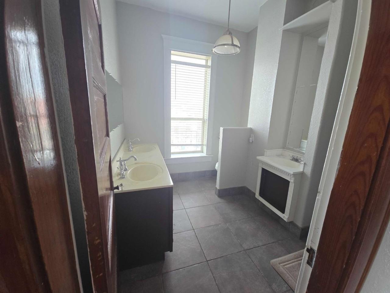 501 Prospect - Photo 5 of 10