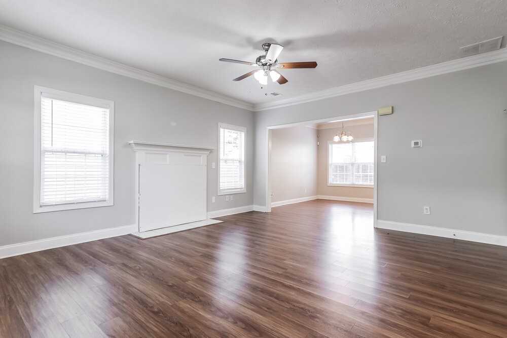 4100 Springvale Way - Photo 5 of 17