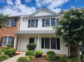 featured image of 696 Wyndhurst Dr