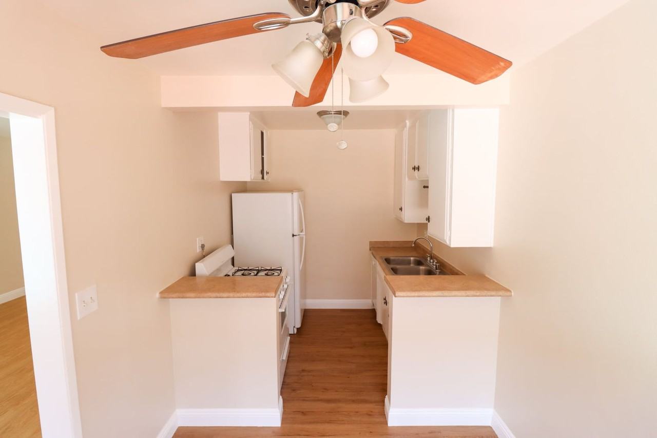 La Casa Blanca - Photo 5 of 27