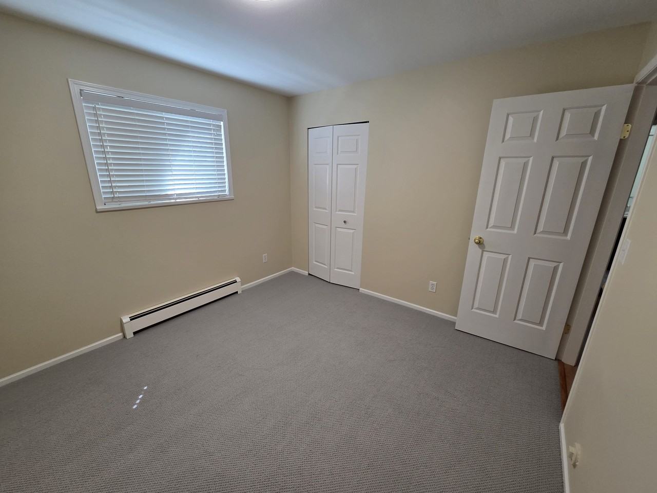 9540 116 Street #B - Photo 7 of 7