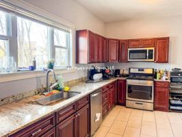 featured image of 115 Franklin St ##1