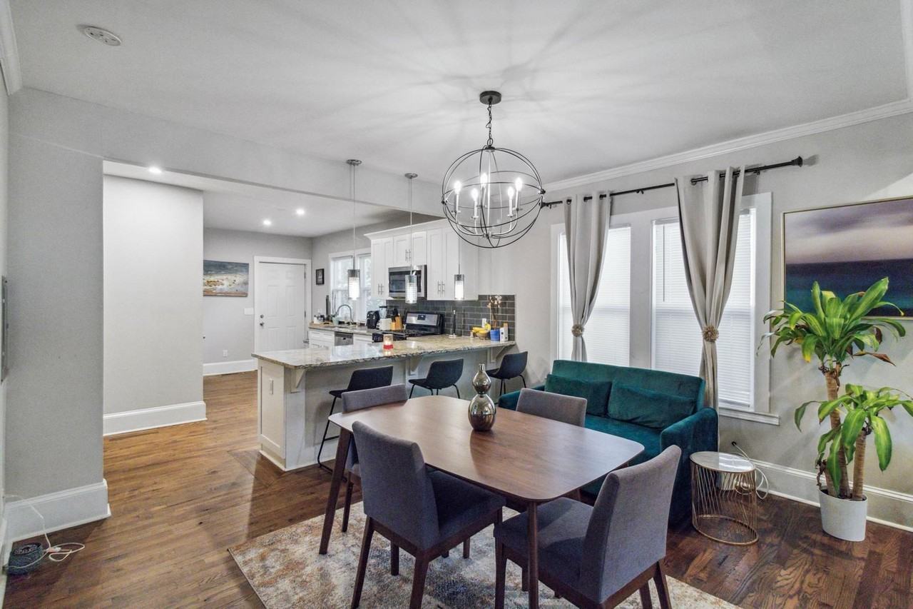 1158 Donnelly Ave Sw - Photo 5 of 36