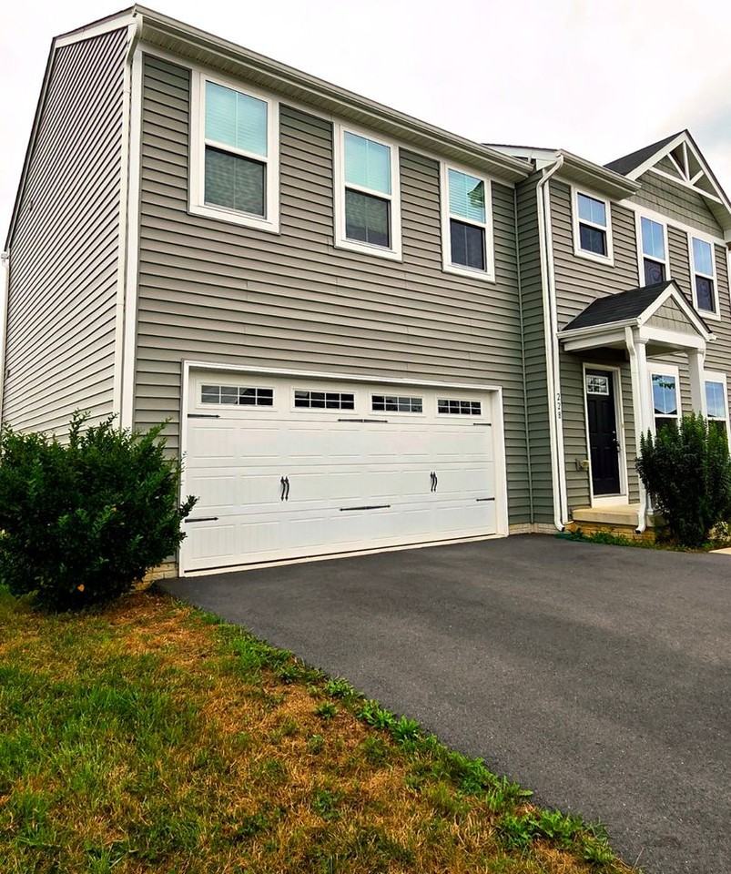 228 Chandlers Glen Dr - Photo 2 of 34