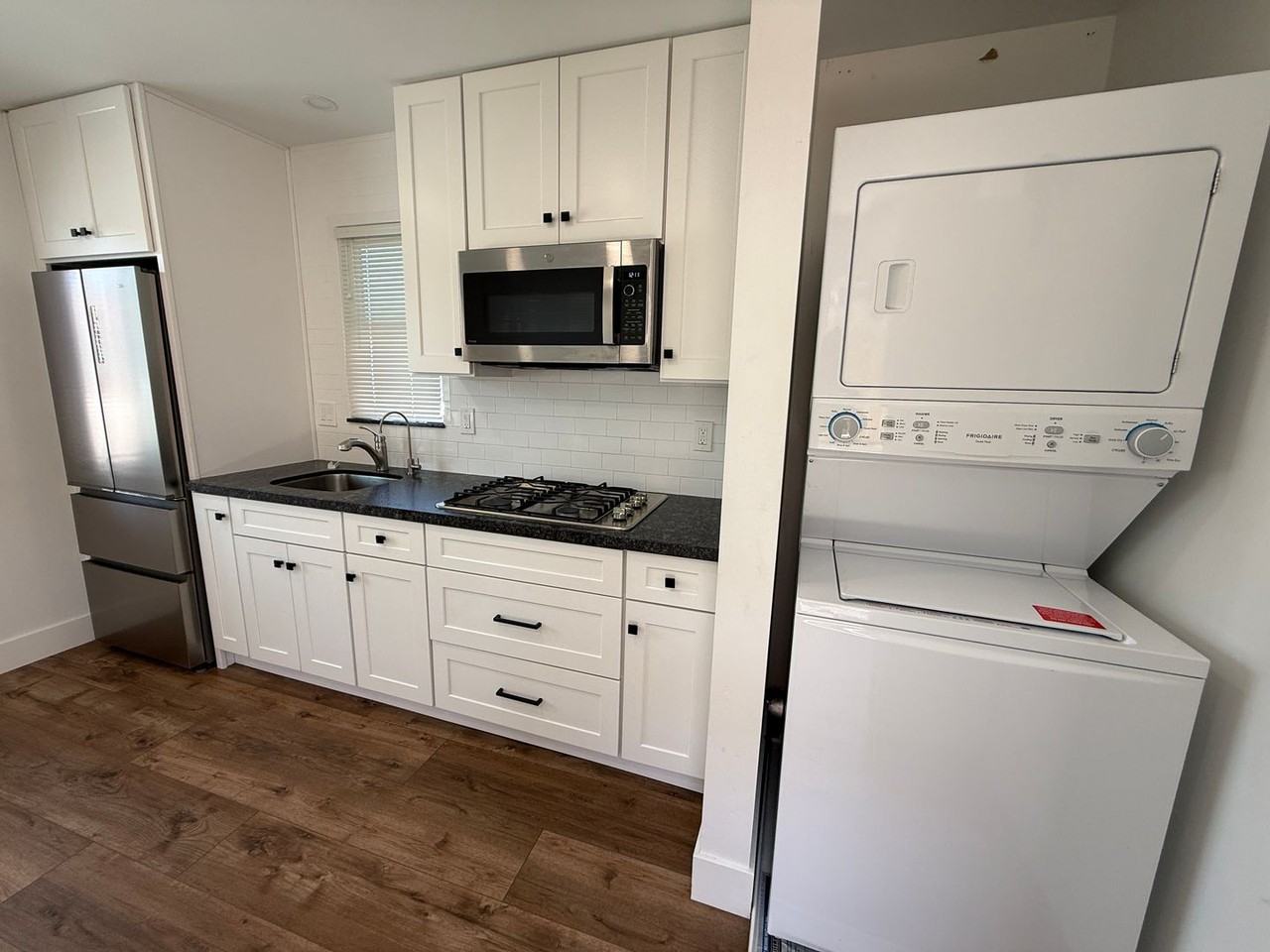 5209 Tipton St - Photo 7 of 11