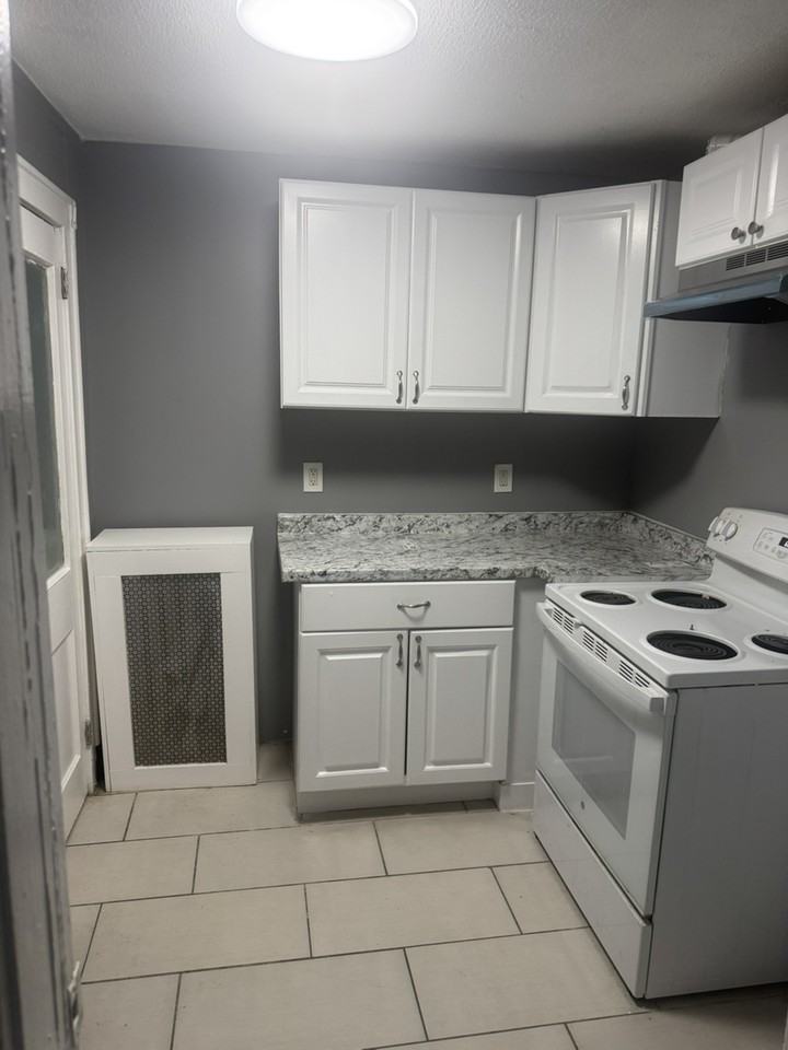 40 Kenmore Ave #3 - Photo 4 of 4