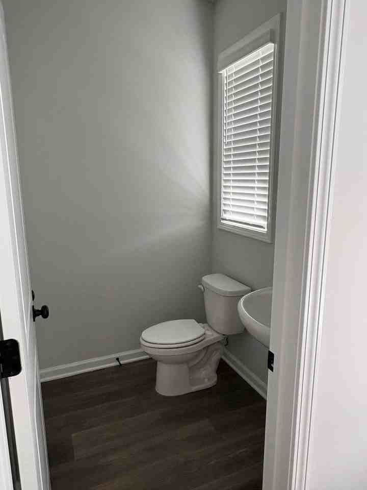 130 Lauren St - Photo 3 of 22