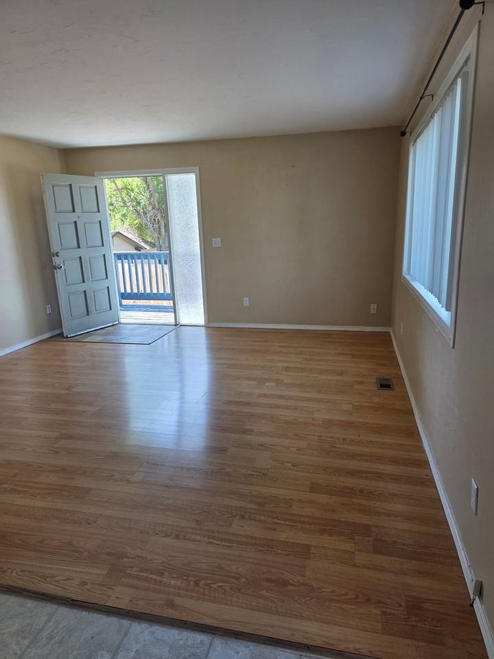 1819 Modoc St - Photo 7 of 18