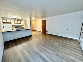 featured image of 904 E Juniper Ave