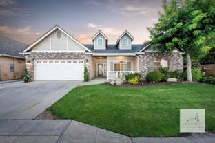 7973 N Woodrow Ave - Photo 1 of 1