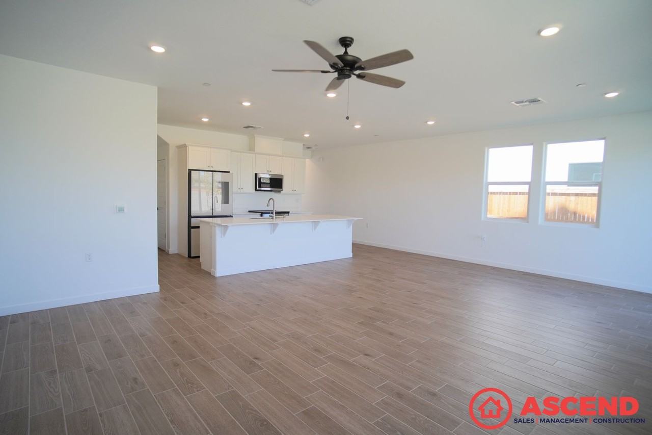 3316 Laurel Hill Ln - Photo 5 of 28