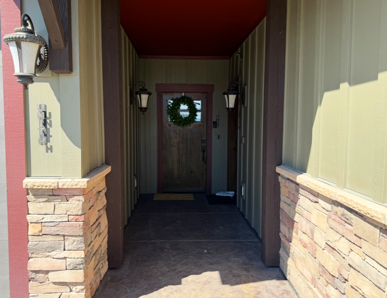 120 Meadow Ct - Photo 2 of 29