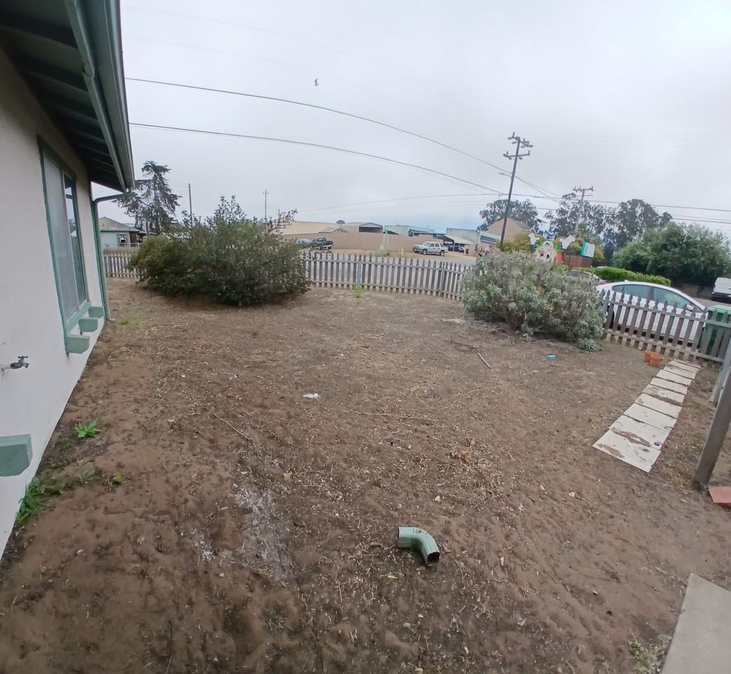 1060 1060 Santa Ynez Units A & B - Photo 2 of 43