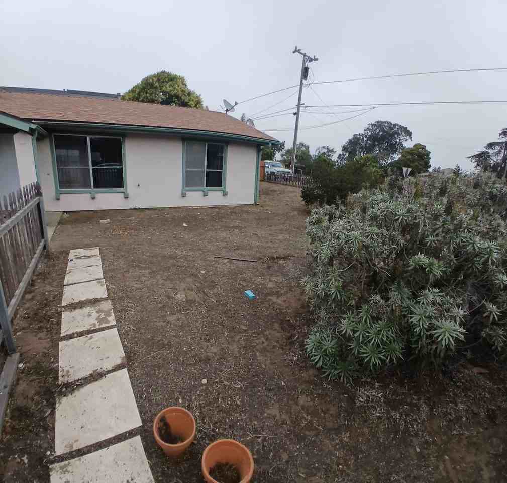 1060 1060 Santa Ynez Units A & B - Photo 3 of 43