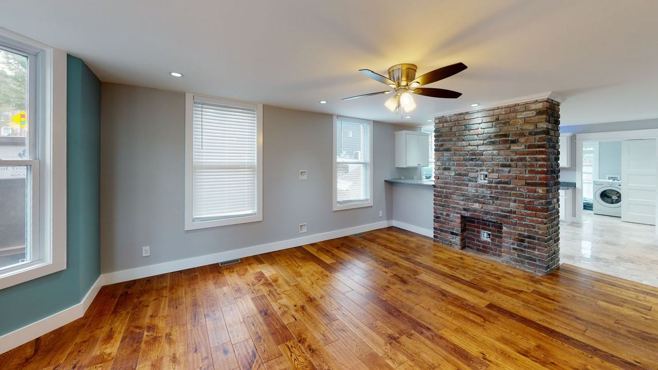 1702 Highland Ave - Photo 6 of 18
