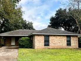 224 Auburn Dr - Photo 1 of 1