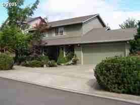 1645 Ne Hoffman Dr - Photo 1 of 1