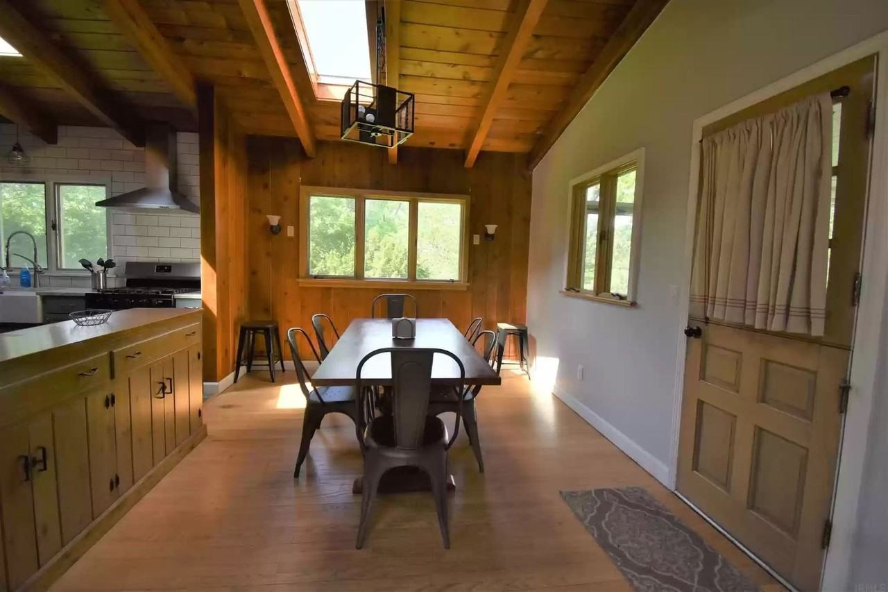 2621 E Edwards Row - Photo 4 of 19