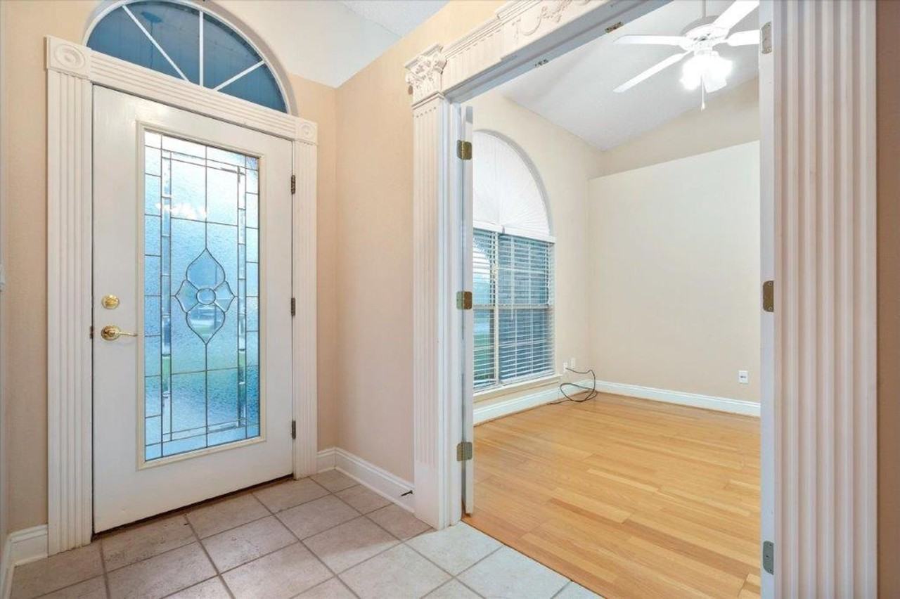 9381 Marchand Ave - Photo 2 of 22