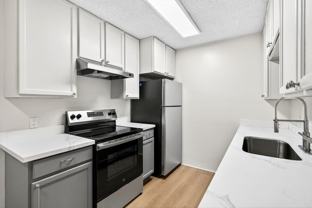 175/195 Nova Albion Way - Photo 1 of 1