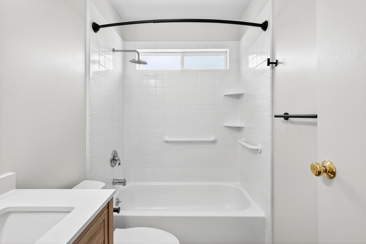 175/195 Nova Albion Way - Photo 6 of 26