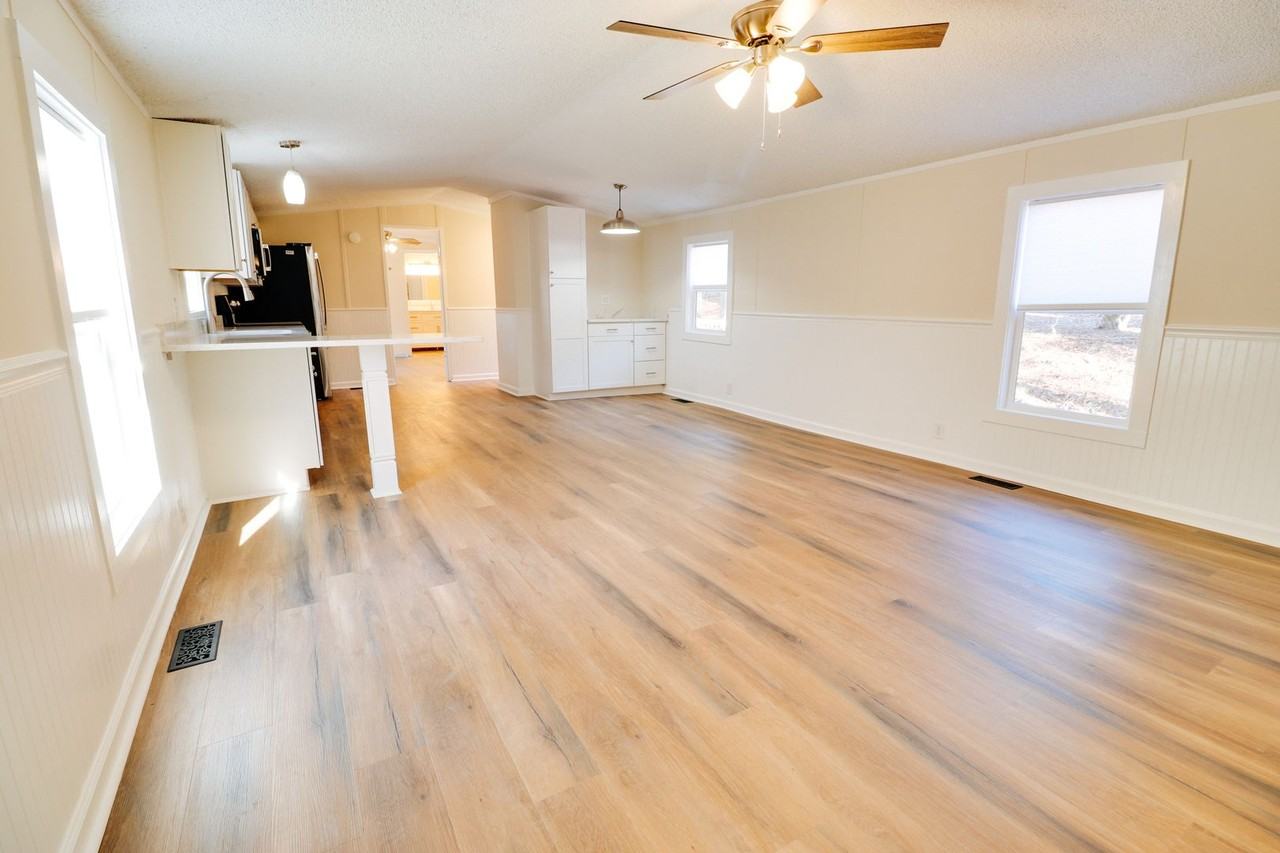 1022 Bridgetown Ct - Photo 2 of 39