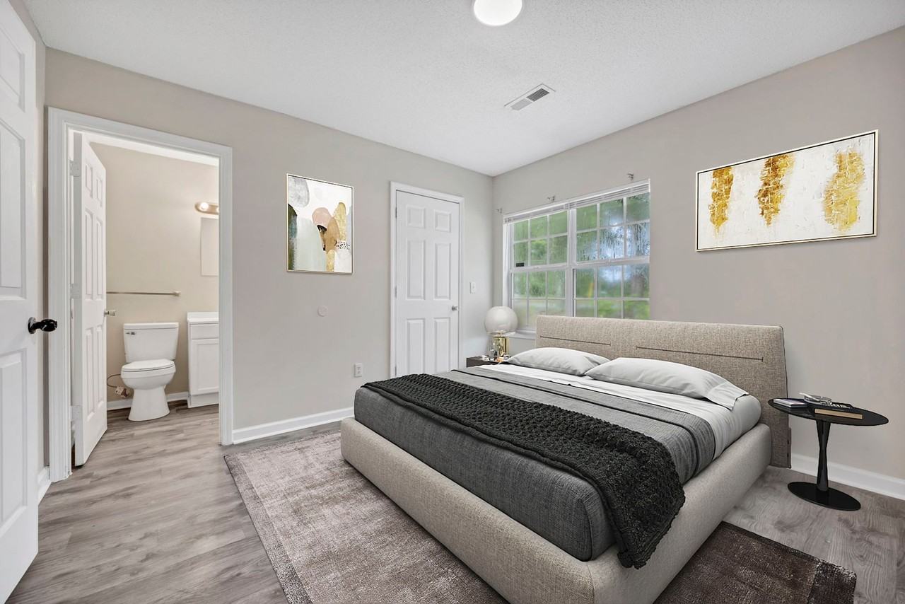 Bracey Square Apartments - Photo 3 of 50