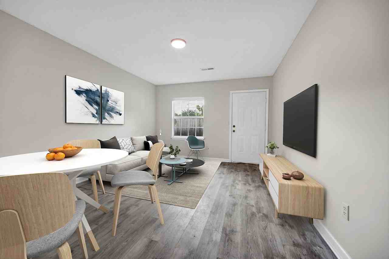 Bracey Square Apartments - Photo 5 of 50