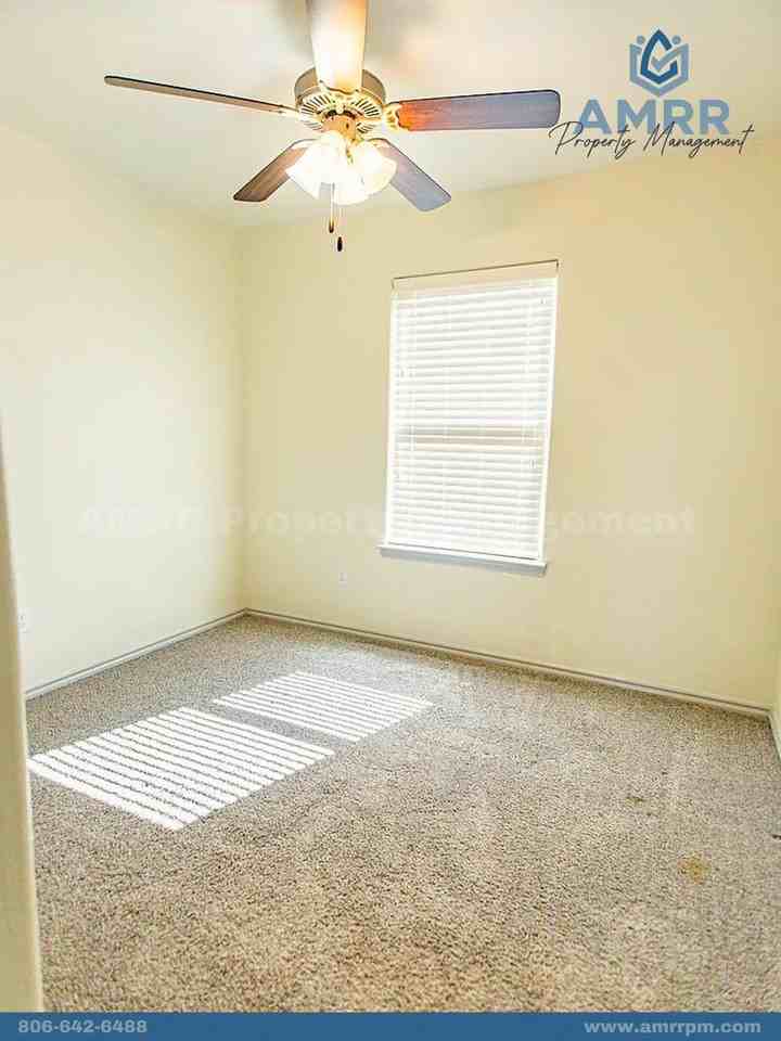 1012 Preston Trl - Photo 7 of 15