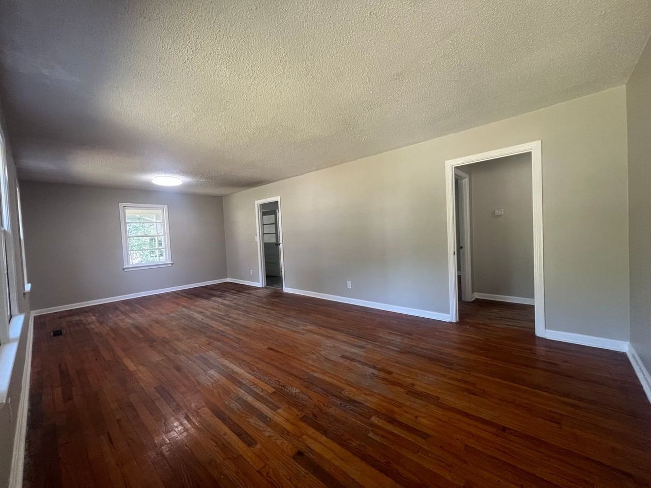 3127 2nd Ave - Photo 3 of 18