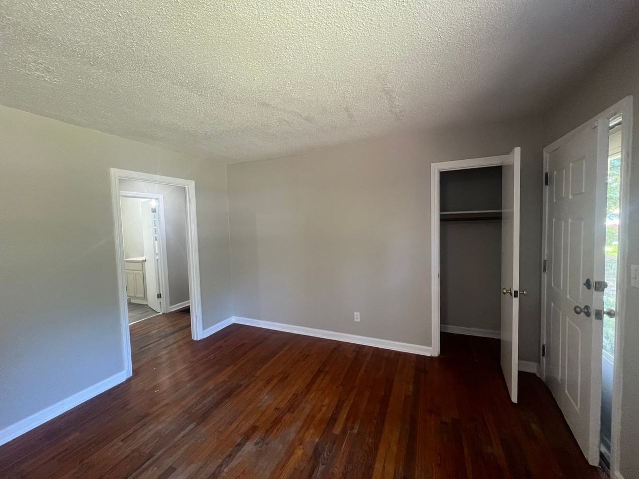 3127 2nd Ave - Photo 7 of 18