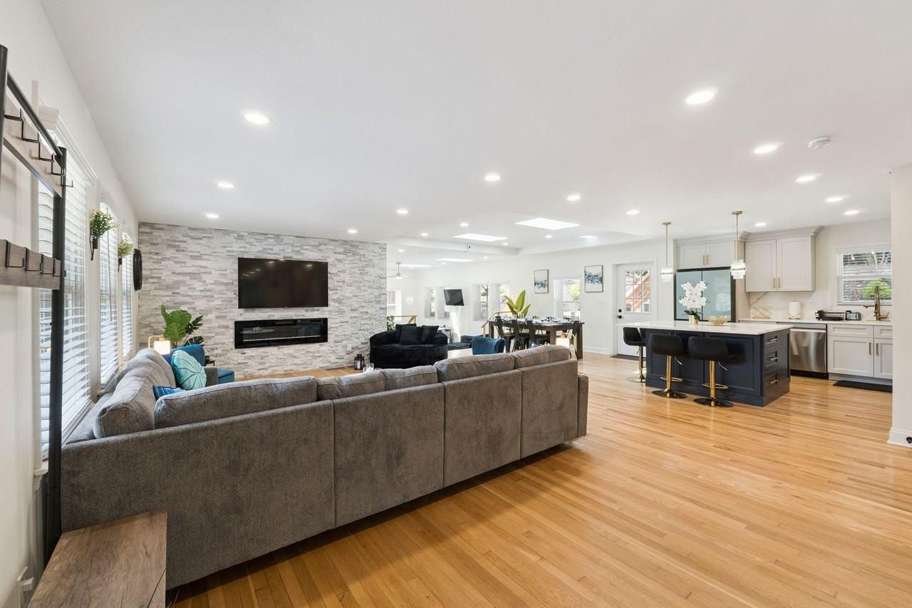 2139 Cedarbrook Ct Se - Photo 5 of 50