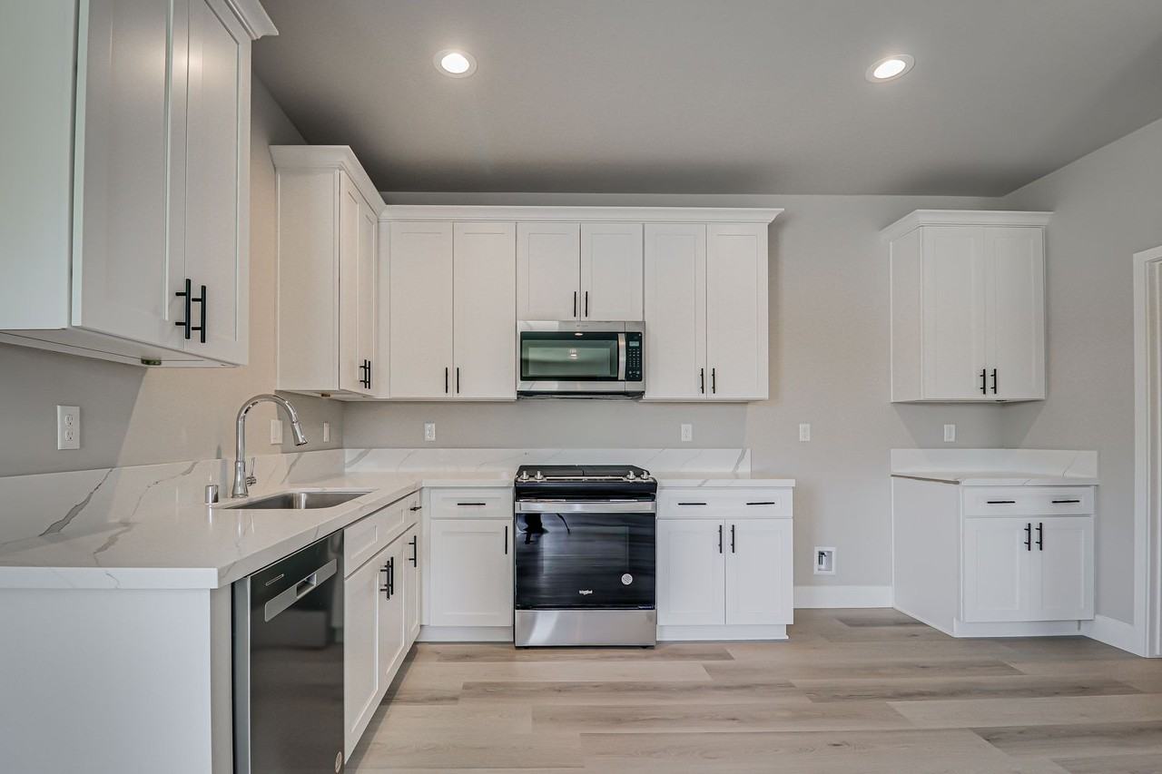5216 5216 Hawkwatch Ln - 5216 Hawkwatch Ln #A - Photo 6 of 15