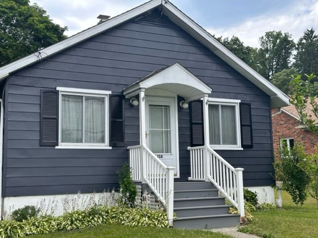 158 Washington Blvd - Photo 2 of 13